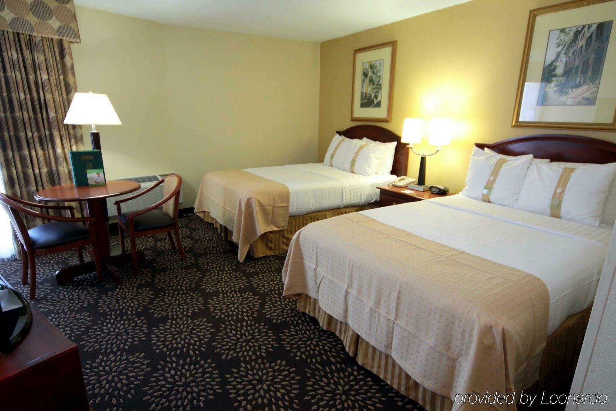 Holiday Inn Charleston-Riverview, An Ihg Hotel Esterno foto